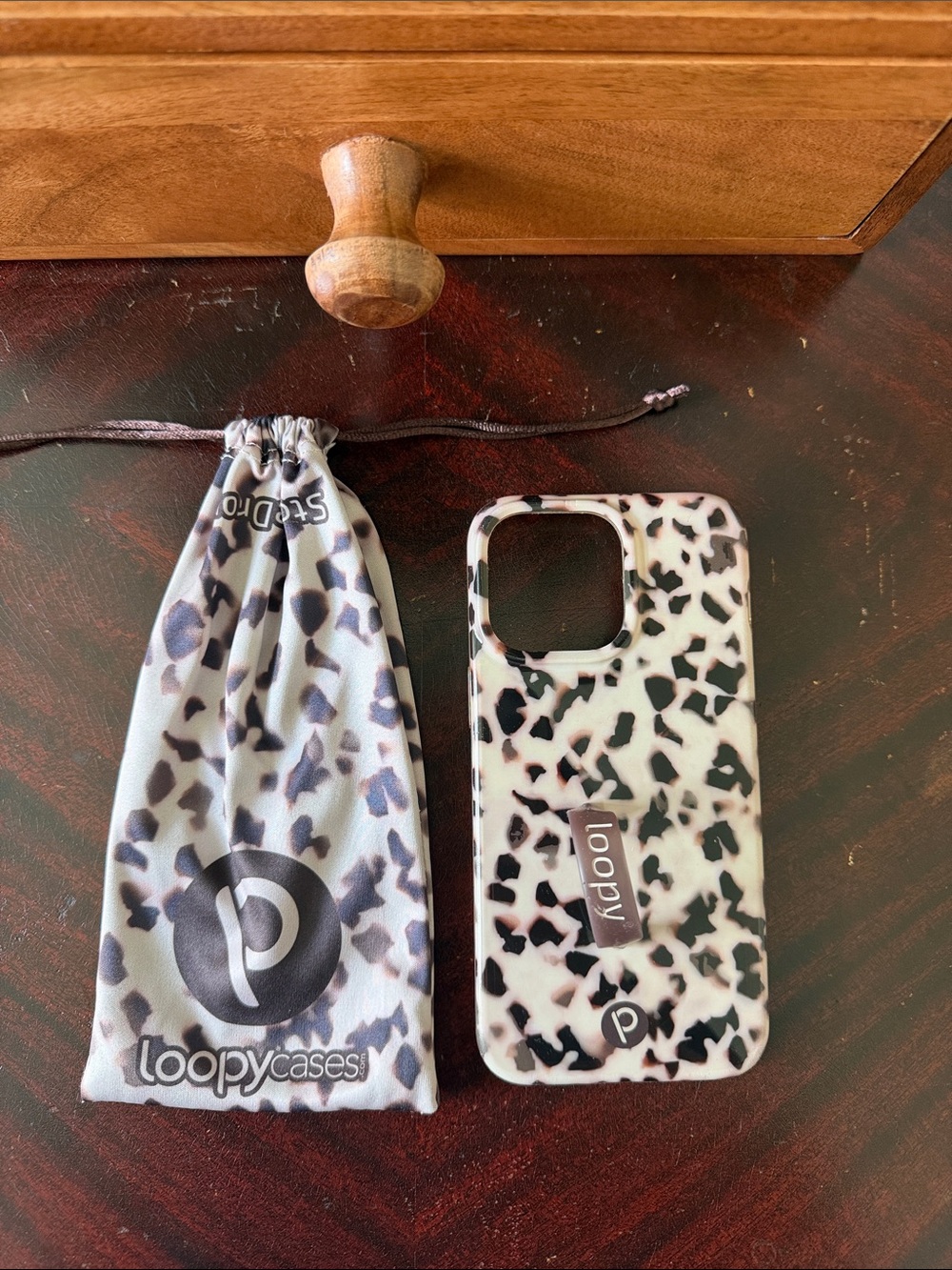 Loopy Case Leopard Print Phone Case with Wrist Loop - Cream & Black
